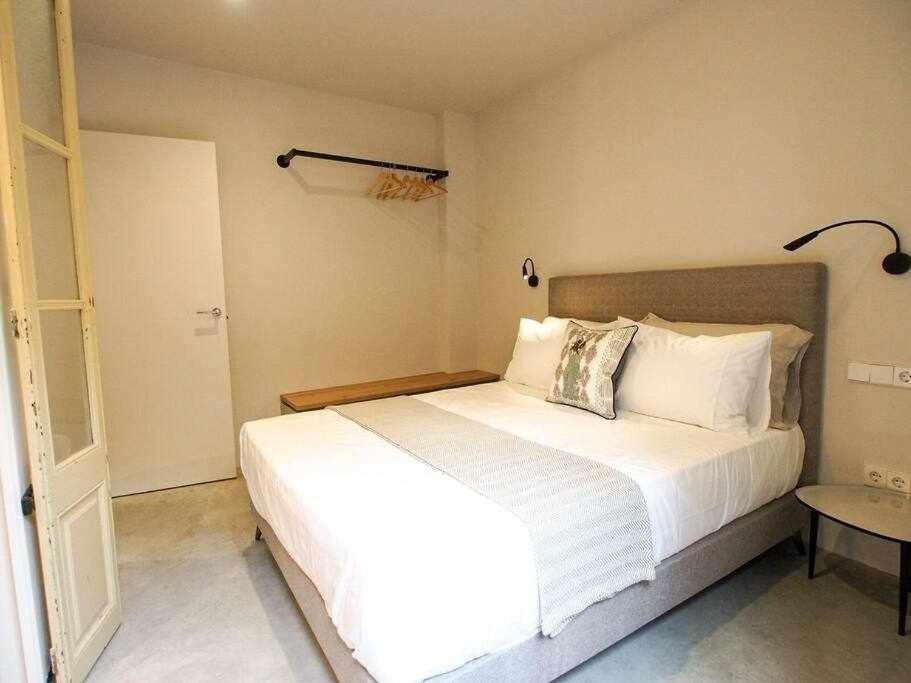 Velo Vern 3 Luxury Penthouse W Views Of City Wall Girona Exteriér fotografie