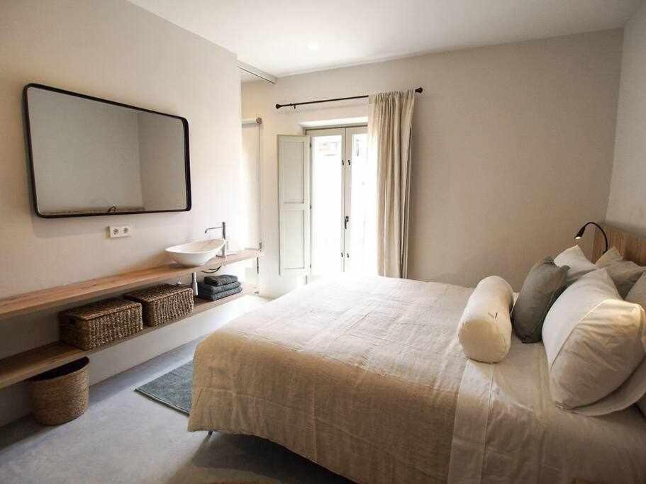 Velo Vern 3 Luxury Penthouse W Views Of City Wall Girona Exteriér fotografie